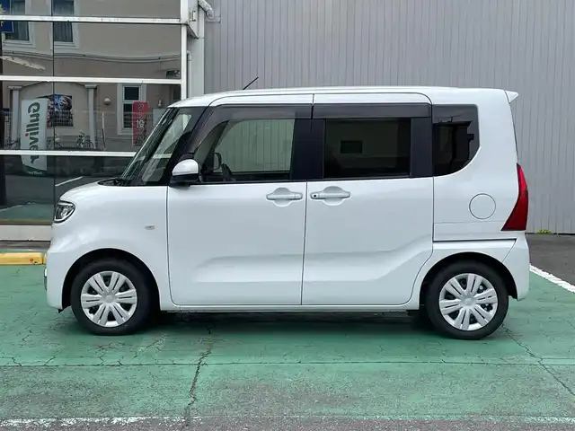 ダイハツ タント X 埼玉県 2022(令4)年 3.5万km シャイニングホワイトパール ワンオーナー/新車時保証書/取扱説明書/記録簿（R6/7/4）/ダイハツスマートアシスト/　・衝突警報機能/　・衝突回避支援ブレーキ機能/　・ブレーキ制御付誤発進抑制機能/　・車線逸脱警報機能/　・先行車発進お知らせ機能/　・アイドリングストップ/　・前後コーナーセンサー/　・バックカメラ/純正メモリーナビ（NMZN-W72D)/　（フルセグTV/BT/CD・DVD/USB/ラジオ）/ビルトインETC2.0(DIU-C240)/プッシュスタート/ステアリングスイッチ/オートライト/純正LEDヘッドライト/ヘッドライトレベライザー/前席シートヒーター/オートリトラクティブミラー/リアサンシェード/純正フロアマット/純正サイドバイザー/タイヤサイズ　155/65/R14
