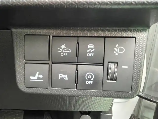 ダイハツ タント X 埼玉県 2022(令4)年 3.5万km シャイニングホワイトパール ワンオーナー/新車時保証書/取扱説明書/記録簿（R6/7/4）/ダイハツスマートアシスト/　・衝突警報機能/　・衝突回避支援ブレーキ機能/　・ブレーキ制御付誤発進抑制機能/　・車線逸脱警報機能/　・先行車発進お知らせ機能/　・アイドリングストップ/　・前後コーナーセンサー/　・バックカメラ/純正メモリーナビ（NMZN-W72D)/　（フルセグTV/BT/CD・DVD/USB/ラジオ）/ビルトインETC2.0(DIU-C240)/プッシュスタート/ステアリングスイッチ/オートライト/純正LEDヘッドライト/ヘッドライトレベライザー/前席シートヒーター/オートリトラクティブミラー/リアサンシェード/純正フロアマット/純正サイドバイザー/タイヤサイズ　155/65/R14