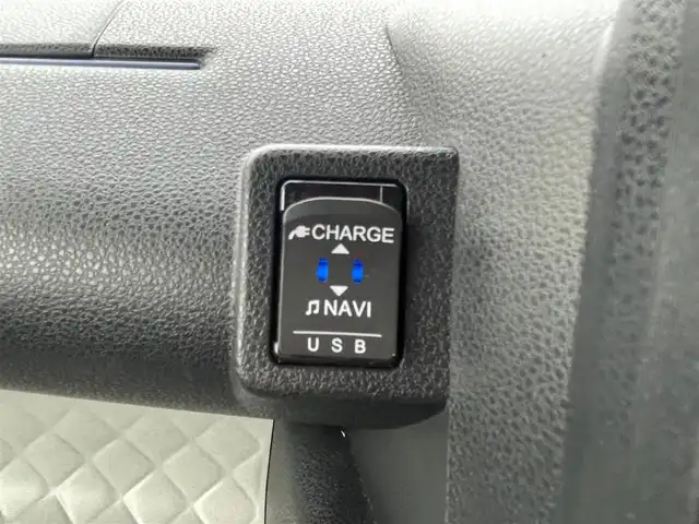 ダイハツ タント X 埼玉県 2022(令4)年 3.5万km シャイニングホワイトパール ワンオーナー/新車時保証書/取扱説明書/記録簿（R6/7/4）/ダイハツスマートアシスト/　・衝突警報機能/　・衝突回避支援ブレーキ機能/　・ブレーキ制御付誤発進抑制機能/　・車線逸脱警報機能/　・先行車発進お知らせ機能/　・アイドリングストップ/　・前後コーナーセンサー/　・バックカメラ/純正メモリーナビ（NMZN-W72D)/　（フルセグTV/BT/CD・DVD/USB/ラジオ）/ビルトインETC2.0(DIU-C240)/プッシュスタート/ステアリングスイッチ/オートライト/純正LEDヘッドライト/ヘッドライトレベライザー/前席シートヒーター/オートリトラクティブミラー/リアサンシェード/純正フロアマット/純正サイドバイザー/タイヤサイズ　155/65/R14