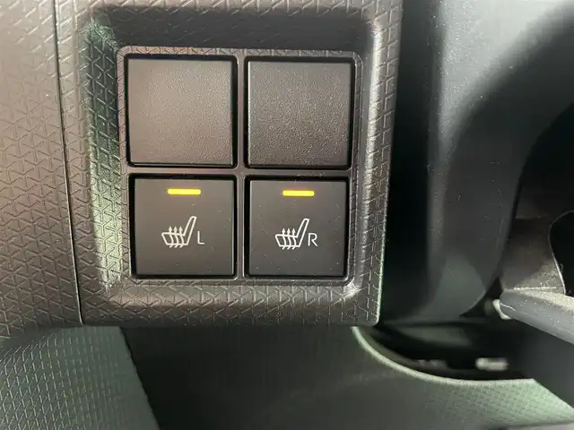 ダイハツ タント X 埼玉県 2022(令4)年 3.5万km シャイニングホワイトパール ワンオーナー/新車時保証書/取扱説明書/記録簿（R6/7/4）/ダイハツスマートアシスト/　・衝突警報機能/　・衝突回避支援ブレーキ機能/　・ブレーキ制御付誤発進抑制機能/　・車線逸脱警報機能/　・先行車発進お知らせ機能/　・アイドリングストップ/　・前後コーナーセンサー/　・バックカメラ/純正メモリーナビ（NMZN-W72D)/　（フルセグTV/BT/CD・DVD/USB/ラジオ）/ビルトインETC2.0(DIU-C240)/プッシュスタート/ステアリングスイッチ/オートライト/純正LEDヘッドライト/ヘッドライトレベライザー/前席シートヒーター/オートリトラクティブミラー/リアサンシェード/純正フロアマット/純正サイドバイザー/タイヤサイズ　155/65/R14