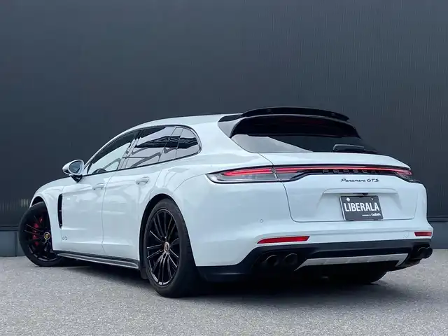 ポルシェ ポルシェ パナメーラ スポーツツーリスモ GTS 栃木県 2021(令3)年 5.7万km 白 スポクロパッケージ/マトリックスLED/BOSE/イージークローズドア/PASM/ACC/レーンキープ/ブラインドスポット/全方位カメラ/純正ナビ/パワーシート/全席シートヒーター/ハーフレザー/電動リアゲート/ETC/純正20インチAW