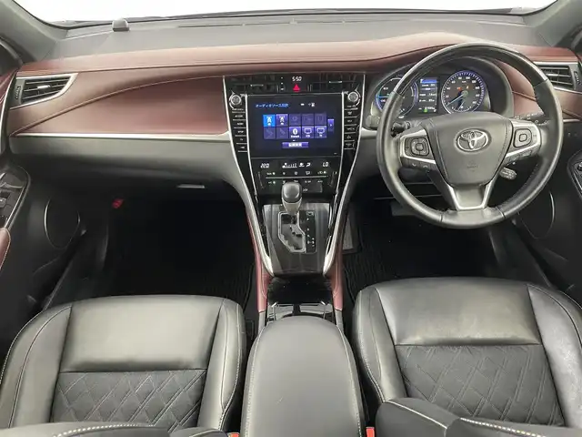トヨタ ハリアー ハイブリッド プレミアム 大阪府 2019(平31)年 6.2万km ブラック トヨタセーフティセンス/　・プリクラッシュセーフティ　PCS/　・レーントレーシングアシスト　LTA/　・レーダークルーズコントロール　ACC/　・アダプティブドライビングビーム/純正SDナビ/　フルセグ/CD/DVD/SD/USB/Bluetooth/4WD/モデリスタエアロ/バックカメラ/三眼LEDオートライト/フォグランプ/オートマチックハイビーム/ハーフレザーシート/運転席パワーシート/電動リアゲート/純正エンジンスターター/カードキー/ステアリングスイッチ/ビルトインETC2.0