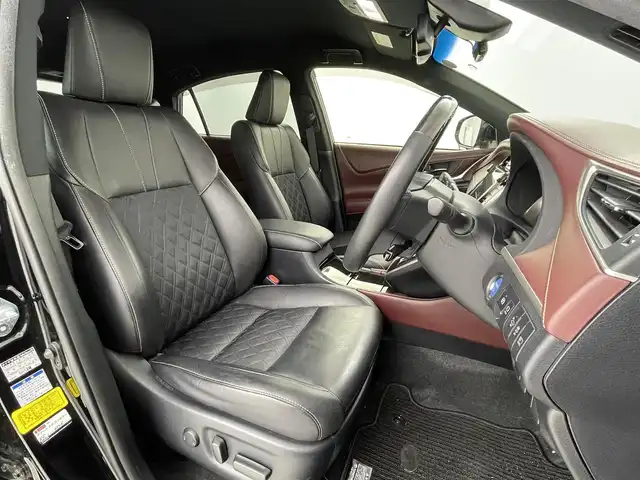 トヨタ ハリアー ハイブリッド プレミアム 大阪府 2019(平31)年 6.2万km ブラック トヨタセーフティセンス/　・プリクラッシュセーフティ　PCS/　・レーントレーシングアシスト　LTA/　・レーダークルーズコントロール　ACC/　・アダプティブドライビングビーム/純正SDナビ/　フルセグ/CD/DVD/SD/USB/Bluetooth/4WD/モデリスタエアロ/バックカメラ/三眼LEDオートライト/フォグランプ/オートマチックハイビーム/ハーフレザーシート/運転席パワーシート/電動リアゲート/純正エンジンスターター/カードキー/ステアリングスイッチ/ビルトインETC2.0