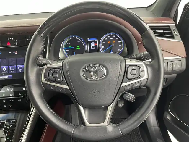 トヨタ ハリアー ハイブリッド プレミアム 大阪府 2019(平31)年 6.2万km ブラック トヨタセーフティセンス/　・プリクラッシュセーフティ　PCS/　・レーントレーシングアシスト　LTA/　・レーダークルーズコントロール　ACC/　・アダプティブドライビングビーム/純正SDナビ/　フルセグ/CD/DVD/SD/USB/Bluetooth/4WD/モデリスタエアロ/バックカメラ/三眼LEDオートライト/フォグランプ/オートマチックハイビーム/ハーフレザーシート/運転席パワーシート/電動リアゲート/純正エンジンスターター/カードキー/ステアリングスイッチ/ビルトインETC2.0