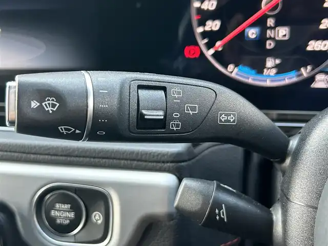 メルセデス・ベンツ ゲレンデヴァーゲン Ｇ４００ｄ AMGライン 福岡県 2022(令4)年 1.8万km パール サンルーフ/レーダーセーフティパッケージ/アクティブセーフティブレーキ/レーンキープアシスト/ブラインドスポットモニター/アダプティブクルーズコントロール/Burmester/純正ナビ/Applecarplay/androidauto/全方位カメラ/フルセグTV/Bluetooth/黒革シート/シートヒーター/LEDライト/オートハイビーム　/赤シートベルト　/ステアリングスイッチ/パドルシフト/純正20インチアルミホイール/純正ドライブレコーダー/ETC2.0