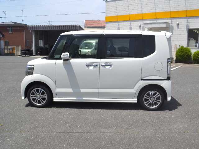 ホンダ Ｎ ＢＯＸ カスタム G SSパッケージ 宮城県 2014(平26)年 4.6万km プレミアムホワイトパール /純正8インチプレミアムインターナビ/バックカメラ/フルセグテレビ/ETC/両側パワースライドドア/革調シートカバー/前席シートヒーター/アイドリングストップ/キセノンライト/スマーキー/