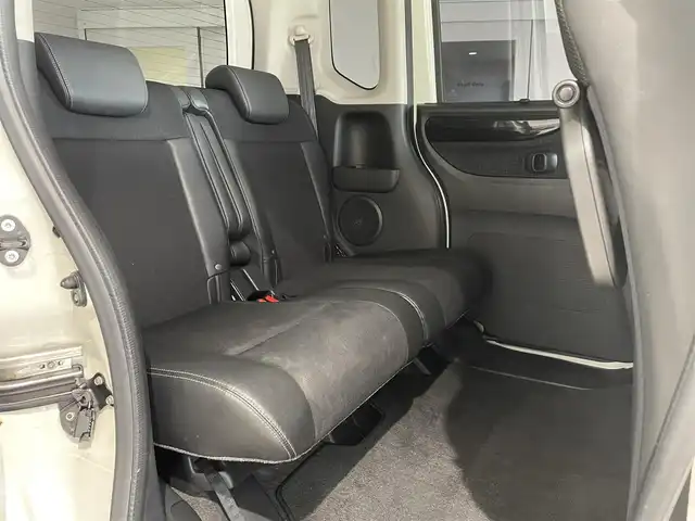 ホンダ Ｎ ＢＯＸ カスタム G ターボ Lパッケージ 岩手県 2015(平27)年 11.4万km プレミアムホワイトパールⅡ (株)IDOMが運営する【じしゃロン盛岡店】の自社ローン専用車両になりますこちらは現金またはオートローンご利用時の価格です。自社ローンご希望の方は別途その旨お申付け下さい/純正８インチメモリナビ/AM/FM/CD/DVD/SD/USB/BT/フルセグTV/バックカメラ/ETC/CTBA/両側PWスライドドア/社外フリップダウンモニタ/クルーズコントロール/ハーフレザーシート/前席シートヒーター/カーテンエアバック/純正15インチAW/ドアバイザー/フロアマット/プッシュスタート/スマートキー/スペアキーあり/取扱説明書