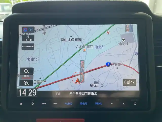ホンダ Ｎ ＢＯＸ カスタム G ターボ Lパッケージ 岩手県 2015(平27)年 11.4万km プレミアムホワイトパールⅡ (株)IDOMが運営する【じしゃロン盛岡店】の自社ローン専用車両になりますこちらは現金またはオートローンご利用時の価格です。自社ローンご希望の方は別途その旨お申付け下さい/純正８インチメモリナビ/AM/FM/CD/DVD/SD/USB/BT/フルセグTV/バックカメラ/ETC/CTBA/両側PWスライドドア/社外フリップダウンモニタ/クルーズコントロール/ハーフレザーシート/前席シートヒーター/カーテンエアバック/純正15インチAW/ドアバイザー/フロアマット/プッシュスタート/スマートキー/スペアキーあり/取扱説明書
