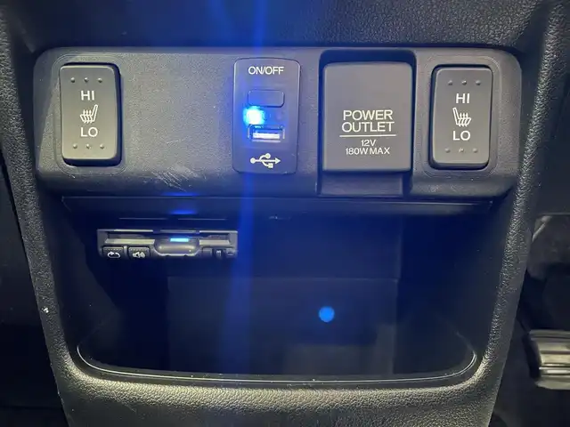 ホンダ Ｎ ＢＯＸ カスタム G ターボ Lパッケージ 岩手県 2015(平27)年 11.4万km プレミアムホワイトパールⅡ (株)IDOMが運営する【じしゃロン盛岡店】の自社ローン専用車両になりますこちらは現金またはオートローンご利用時の価格です。自社ローンご希望の方は別途その旨お申付け下さい/純正８インチメモリナビ/AM/FM/CD/DVD/SD/USB/BT/フルセグTV/バックカメラ/ETC/CTBA/両側PWスライドドア/社外フリップダウンモニタ/クルーズコントロール/ハーフレザーシート/前席シートヒーター/カーテンエアバック/純正15インチAW/ドアバイザー/フロアマット/プッシュスタート/スマートキー/スペアキーあり/取扱説明書