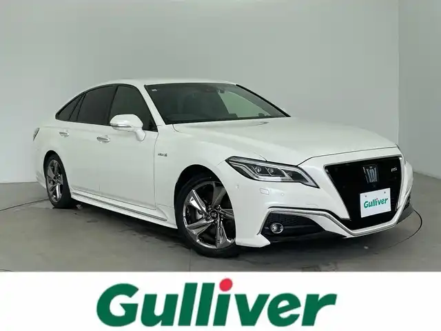 トヨタ クラウン ハイブリッド RS アドバンス 富山県 2018(平30)年 5.4万km ホワイトパールクリスタルシャイン 純正ナビ（AM/FM/CD/DVD/AUX/SD/USB/BT）/フルセグTV/アラウンドビューモニター/ヘッドアップディスプレイ/プリクラッシュセーフティ/レーダークルーズコントロール/レーンキープアシスト/LEDヘッドライト/オートマチックハイビーム/コーナーセンサー前後/ビルトインETC2.0/デジタルインナーミラー/ドライブレコーダー/パドルシフト/レザーシート/シートベンチレーション/ステアリングヒーター/スマートキー×２/プッシュスタート/保証書