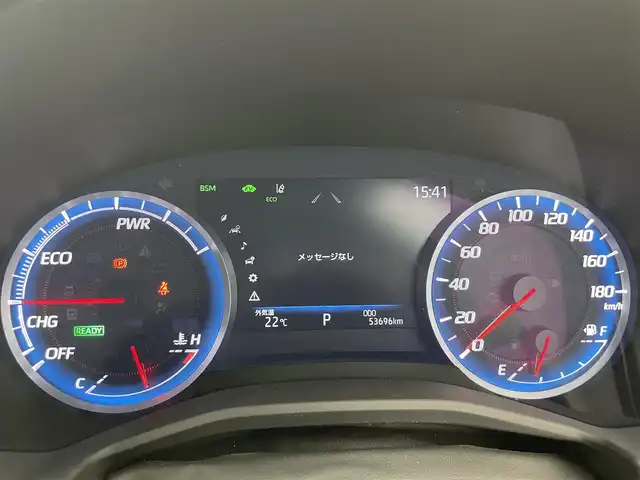 トヨタ クラウン ハイブリッド RS アドバンス 富山県 2018(平30)年 5.4万km ホワイトパールクリスタルシャイン 純正ナビ（AM/FM/CD/DVD/AUX/SD/USB/BT）/フルセグTV/アラウンドビューモニター/ヘッドアップディスプレイ/プリクラッシュセーフティ/レーダークルーズコントロール/レーンキープアシスト/LEDヘッドライト/オートマチックハイビーム/コーナーセンサー前後/ビルトインETC2.0/デジタルインナーミラー/ドライブレコーダー/パドルシフト/レザーシート/シートベンチレーション/ステアリングヒーター/スマートキー×２/プッシュスタート/保証書