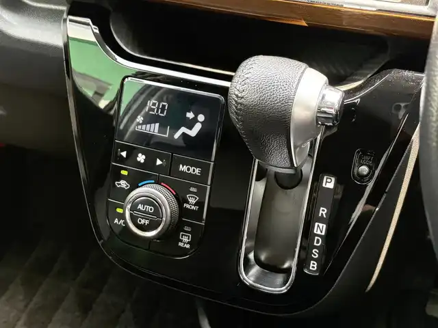 ダイハツ キャスト アクティバ GターボプライムコレSAⅢ 徳島県 2017(平29)年 3.3万km パールホワイトⅢ 7型SDナビ　NMZK-W62/(AM/FM/BT/CD/フルセグ)/ETC/ドライブレコーダー　DRV-MR740/バックカメラ/シートヒーター/ワイパーデザイアー/MOPウォームパック/ステアリングスイッチ/ハーフレザーシート/LEDヘッドライト/純正ドアバイザー/取扱説明書/新車時保証書