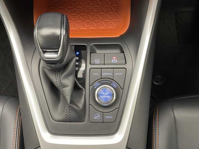 トヨタ ＲＡＶ４ 長野県 2021(令3)年 7万km アティチュードブラックマイカ 4WD/純正ディスプレイオーディオ（地図機能なし）/Bluetooth/バックカメラ/ETC/レーンキープアシスト/ブラインドスポットモニター/パーキングサポートブレーキ/衝突被害軽減システム/横滑り防止装置/リヤクロシトラフィックアラート/ロードサインアシスト/純正19インチAW装着/純正/前後コーナーセンサー/スマートキー/電動格納ミラー/LEDヘッドライト