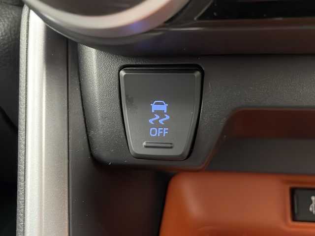トヨタ ＲＡＶ４ 長野県 2021(令3)年 7万km アティチュードブラックマイカ 4WD/純正ディスプレイオーディオ（地図機能なし）/Bluetooth/バックカメラ/ETC/レーンキープアシスト/ブラインドスポットモニター/パーキングサポートブレーキ/衝突被害軽減システム/横滑り防止装置/リヤクロシトラフィックアラート/ロードサインアシスト/純正19インチAW装着/純正/前後コーナーセンサー/スマートキー/電動格納ミラー/LEDヘッドライト