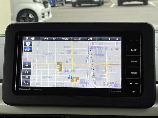 ダイハツ ムーヴ キャンバス ストライプス G 道北・旭川 2023(令5)年 1.4万km シャイニングホワイトパール/レイクブルーメタリック ４ＷＤ/純正エンジンスターター/両側パワースライドドア/ストラーダメモリーナビ/　・ＣＤ・ＤＶＤ・ＢＴ・フルセグ/バックカメラ/スマートアシスト/　・衝突警報/　・衝突回避支援ブレーキ/　・誤発進抑制機能/　・車線逸脱警報、抑制制御機能/　・路側逸脱警報/　・ふらつき警報/　・先行車発進お知らせ/　・標識認識機能/ＬＥＤオートライト/前席シートヒーター/前後ドライブレコーダー/社外１４インチアルミ/スチールホイル冬タイヤ積込み（5分山）/スペアキー×１