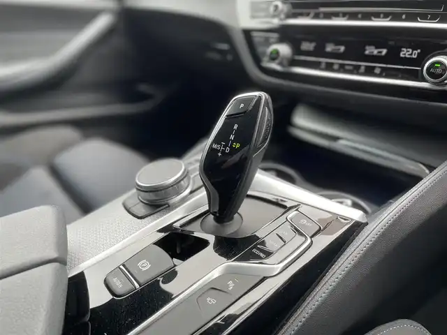 ＢＭＷ ５２３ｄ xDrive Mスピリット 栃木県 2020(令2)年 3.8万km サファイアブラックP ワンオーナー /コンフォートアクセス/インテリジェントセーフティ/ナビ/フルセグTV/全方位カメラ/ETC/ACC/レーンキープアシスト/ブラインドスポット /LEDヘッドライト/オートライト/パークディスタンスコントロール/ヘッドアップディスプレイ/アンビエントライト /ドライブレコーダー
