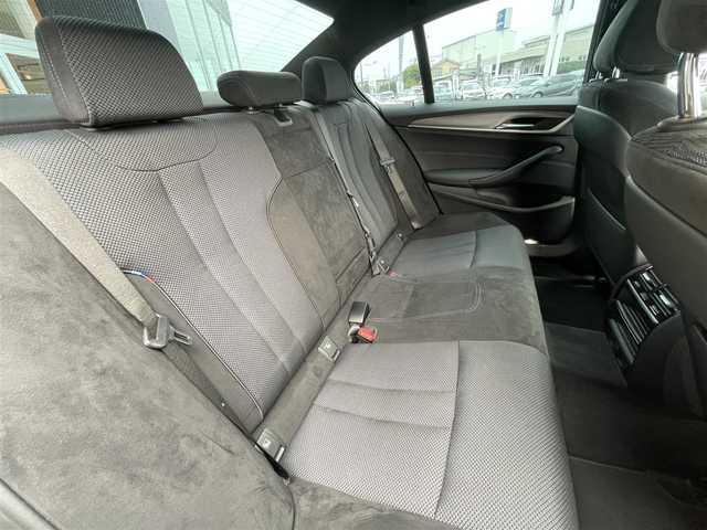 ＢＭＷ ５２３ｄ xDrive Mスピリット 栃木県 2020(令2)年 3.8万km サファイアブラックP ワンオーナー /コンフォートアクセス/インテリジェントセーフティ/ナビ/フルセグTV/全方位カメラ/ETC/ACC/レーンキープアシスト/ブラインドスポット /LEDヘッドライト/オートライト/パークディスタンスコントロール/ヘッドアップディスプレイ/アンビエントライト /ドライブレコーダー
