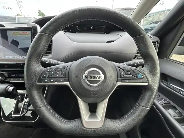 日産 セレナ ハイウェイスター V 栃木県 2021(令3)年 6.8万km ダイヤモンドブラック エマージェンシーブレーキ/純正10インチメモリナビ/フリップダウンモニター/アラウンドビューモニター/プロパイロット/インテリジェントルームミラー/両側ハンズフリーパワースライドドア/シートヒーター/ETC/ドライブレコーダー/シートバックテーブル/ロールサンシェード/ステアリングリモコン/ステアリングヒーター/スマートキー×2/LEDオートライト