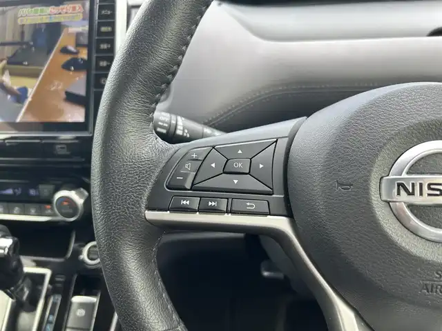 日産 セレナ ハイウェイスター V 栃木県 2021(令3)年 6.8万km ダイヤモンドブラック エマージェンシーブレーキ/純正10インチメモリナビ/フリップダウンモニター/アラウンドビューモニター/プロパイロット/インテリジェントルームミラー/両側ハンズフリーパワースライドドア/シートヒーター/ETC/ドライブレコーダー/シートバックテーブル/ロールサンシェード/ステアリングリモコン/ステアリングヒーター/スマートキー×2/LEDオートライト