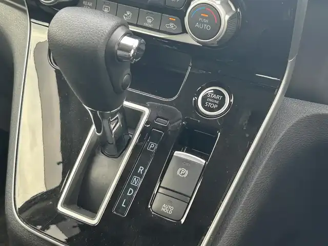 日産 セレナ ハイウェイスター V 栃木県 2021(令3)年 6.8万km ダイヤモンドブラック エマージェンシーブレーキ/純正10インチメモリナビ/フリップダウンモニター/アラウンドビューモニター/プロパイロット/インテリジェントルームミラー/両側ハンズフリーパワースライドドア/シートヒーター/ETC/ドライブレコーダー/シートバックテーブル/ロールサンシェード/ステアリングリモコン/ステアリングヒーター/スマートキー×2/LEDオートライト