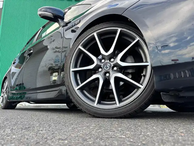 トヨタ プリウス S ツーリングセレ G’s 宮城県 2014(平26)年 7.4万km ブラック 車高調/ガナドールマフラー/社外テールランプ/革調シートカバー/カロッツェリア8インチナビ（AVIC-CL901）/・CD/DVD/・Bluetooth/・フルセグTV/バックカメラ/ビルトインETC/ドライブレコーダー/GPSレーダー探知機/革巻きステアリング/クルーズコントロール/HIDヘッドランプ/フォグランプ/オートライト/スマートキー＆プッシュスタート/電動格納ミラー/純正18インチAW/純正ドアバイザー/純正フロアマット/Wエアバッグ