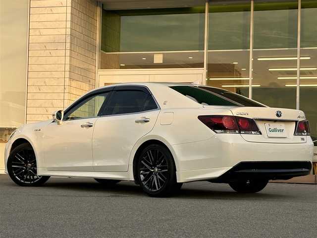 トヨタ クラウン ハイブリッド アスリートS ブラックスタイル 兵庫県 2015(平27)年 8.1万km ホワイトパールクリスタルシャイン 純正ナビ/フルセグテレビ/BTオーディオ/バックカメラ/ムーンルーフ/ビルトインETC/ドライブレコーダー/シートヒーター/エアシート/パワーシート/LEDヘッドライト/純正18インチAW