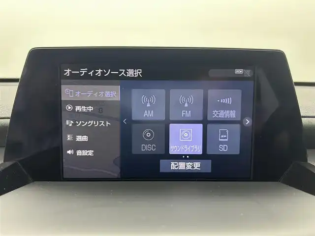トヨタ クラウン ハイブリッド RS アドバンス 熊本県 2019(平31)年 5.6万km ホワイトパールクリスタルシャイン 禁煙車　/ワンオーナー/純正ナビ（ＣＤ・ＤＶＤ・フルセグ・ＢＴ・ＵＳＢ）/バックカメラ　/ビルトインＥＴＣ２．０　/純正前方ドライブレコーダー　/トヨタセーフティーセンス/・プリクラッシュセーフティ/・オートハイビーム/・ブラインドスポットモニター/・リアクロストラフィックアラート/・レーンキープアシスト/・車線維持支援システム/・駐車時支援パーキングサポートシステム/・ロードサインアシスト/・アダブティブクルーズコントロール/横滑り防止/前後クリアランスソナー　/前席シートヒーター　/前席パワーシート/ヘッドアップディスプレイ/AC100V充電/電動パーキングブレーキ/ブレーキホールド/純正フロアマット/純正１８インチAW/オートライト/LEDヘッドライト/フォグランプ/スマートキー/プッシュスタート/スペアキー1本/保証書/取扱説明書