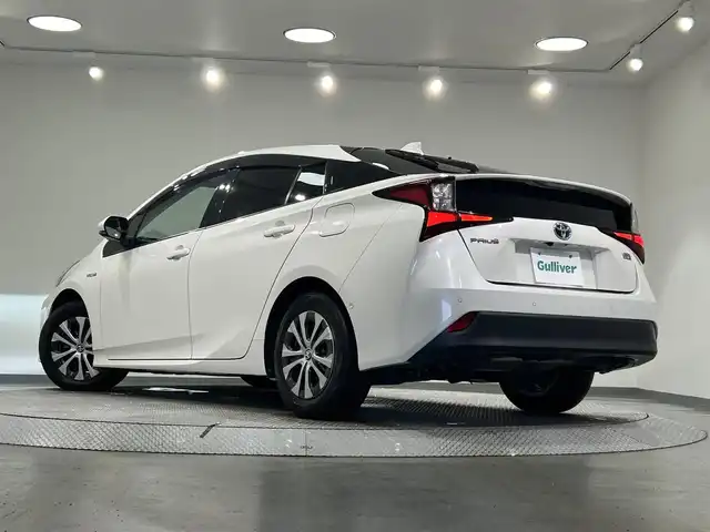 トヨタ プリウス A プレミアム 愛知県 2020(令2)年 3.8万km ホワイトパールクリスタルシャイン 純正９インチナビ/パノラミックビューモニター/アドバンストパーク/衝突軽減ブレーキ/レーダークルーズコントロール/レーンディパーチャーアラート/ブラインドスポットモニター/クリアランスソナー/ヘッドアップディスプレイ/ワイヤレス充電/レザーシート/パワーシート/シートヒーター/シートクーラー/AC100V 1500W/ドライブレコーダー/ビルトインＥＴＣ２．０/アクセサリーソケット/ISOFIX/LEDヘッドライト/純正フロアマット/純正15インチアルミホイール