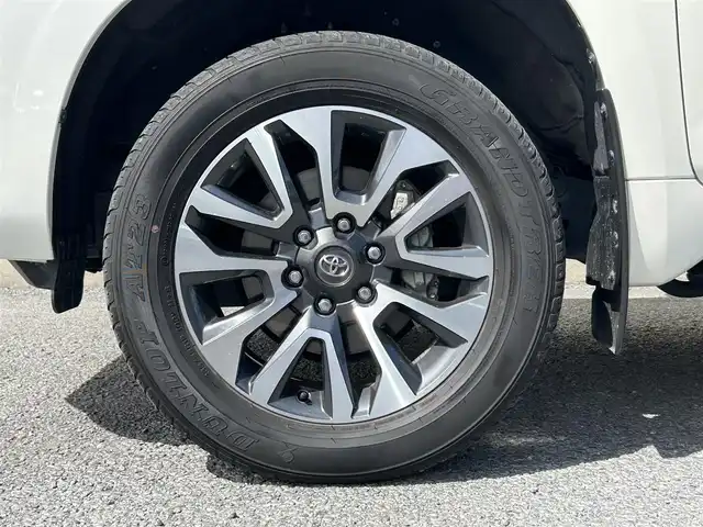 トヨタ ランドクルーザー プラド TX Lパッケージ 茨城県 2022(令4)年 3.5万km ホワイトパールクリスタルシャイン 純正ナビ/Bluetooth接続/全方位カメラ/サンルーフ/クルーズコントロール/電動リアゲート/パワーシート/シートヒーター/ビルトインETC/ベージュ革シート/USB入力端子/LEDヘッドライト/３列シート/純正アルミホイール/純正フロアマット