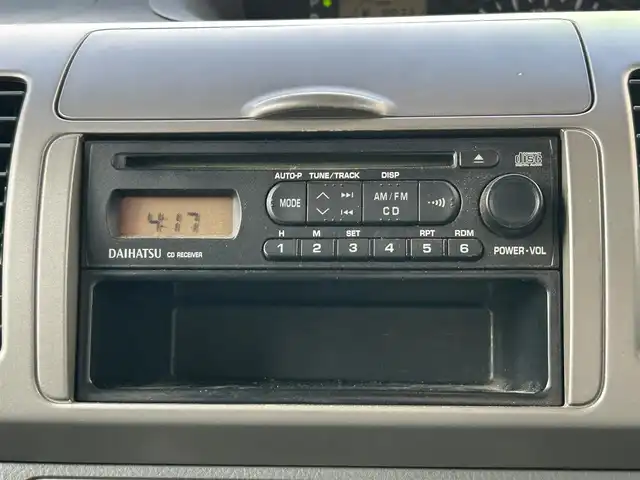 ダイハツ タント カスタム VS 岡山県 2007(平19)年 9万km ブライトシルバーメタリック 登録時走行距離89331km/CDチェンジャー/(AM/FM/DISC)/ETC/Sエアロ/スマートキー/パワーウィンドウ/パワーステアリング/電動格納ミラー/純正15インチアルミホイール/キセノンヘッドライト/記録簿/保証書/取扱説明書/純正フロアマット/AAC