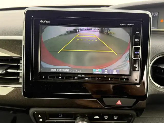 ホンダ Ｎ ＢＯＸ カスタム G L ホンダセンシング 大阪府 2018(平30)年 2.2万km ミラノレッド ホンダセンシング　/純正SDナビ/・フルセグTV/・Bluetooth/・CD/DVD/ビルトインETC/レーダークルーズコントロール/片側パワースライドドア/バックカメラ/ステアリングリモコン/スマートキー/純正AW