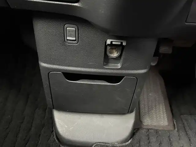 ホンダ Ｎ ＢＯＸ カスタム G L ホンダセンシング 大阪府 2018(平30)年 2.2万km ミラノレッド ホンダセンシング　/純正SDナビ/・フルセグTV/・Bluetooth/・CD/DVD/ビルトインETC/レーダークルーズコントロール/片側パワースライドドア/バックカメラ/ステアリングリモコン/スマートキー/純正AW