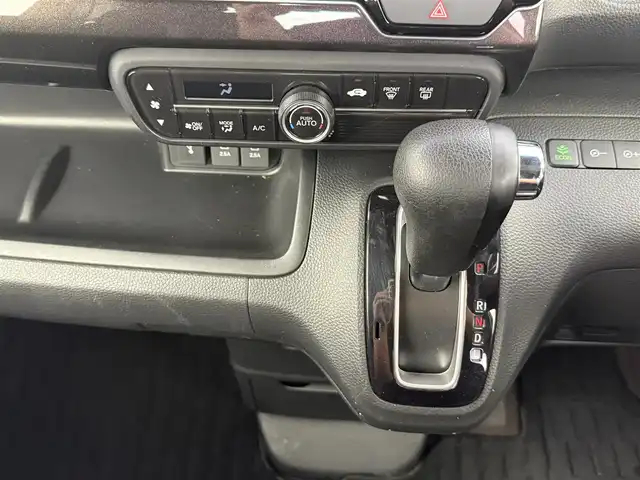 ホンダ Ｎ ＢＯＸ カスタム G L ホンダセンシング 大阪府 2018(平30)年 2.2万km ミラノレッド ホンダセンシング　/純正SDナビ/・フルセグTV/・Bluetooth/・CD/DVD/ビルトインETC/レーダークルーズコントロール/片側パワースライドドア/バックカメラ/ステアリングリモコン/スマートキー/純正AW