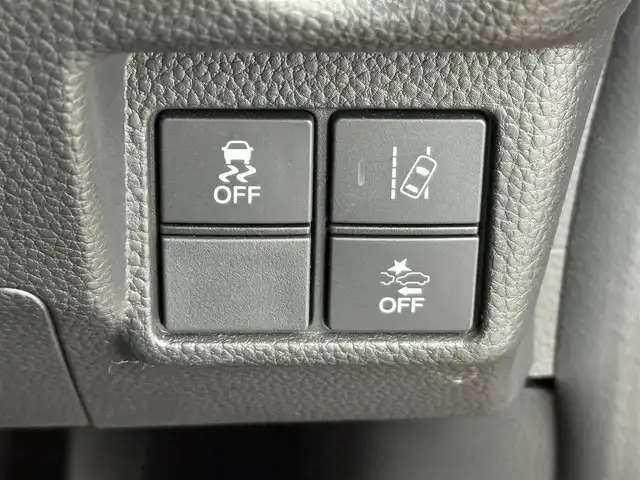 ホンダ Ｎ ＢＯＸ カスタム G L ホンダセンシング 大阪府 2018(平30)年 2.2万km ミラノレッド ホンダセンシング　/純正SDナビ/・フルセグTV/・Bluetooth/・CD/DVD/ビルトインETC/レーダークルーズコントロール/片側パワースライドドア/バックカメラ/ステアリングリモコン/スマートキー/純正AW