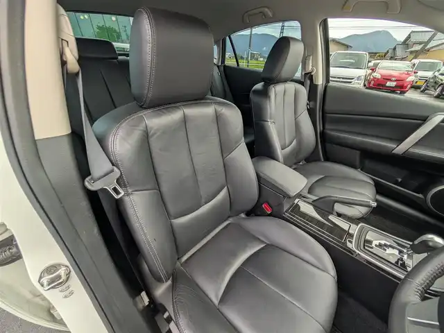 マツダ アテンザ スポーツ 25EX 福井県 2009(平21)年 5.5万km クリスタルホワイトパールマイカ ワンオーナー車/純正１７インチAW/純正HDDナビ/前後ドライブレコーダー/本革シート/前席パワーシート/シートメモリー/シートヒーター/Super Catレーダー/クルーズコントロール/ETC/バックカメラ/AFS/キセノンヘッドライト/Fフォグ/本革巻きステアリング/スタッドレスタイヤ積込/横滑り防止装置/盗難防止装置/ダブルエアバッグ/純正フロアマット/スマートキー