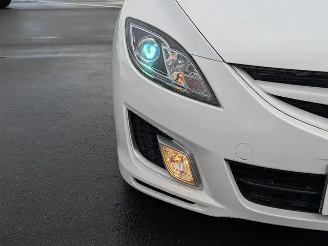 マツダ アテンザ スポーツ 25EX 福井県 2009(平21)年 5.5万km クリスタルホワイトパールマイカ ワンオーナー車/純正１７インチAW/純正HDDナビ/前後ドライブレコーダー/本革シート/前席パワーシート/シートメモリー/シートヒーター/Super Catレーダー/クルーズコントロール/ETC/バックカメラ/AFS/キセノンヘッドライト/Fフォグ/本革巻きステアリング/スタッドレスタイヤ積込/横滑り防止装置/盗難防止装置/ダブルエアバッグ/純正フロアマット/スマートキー