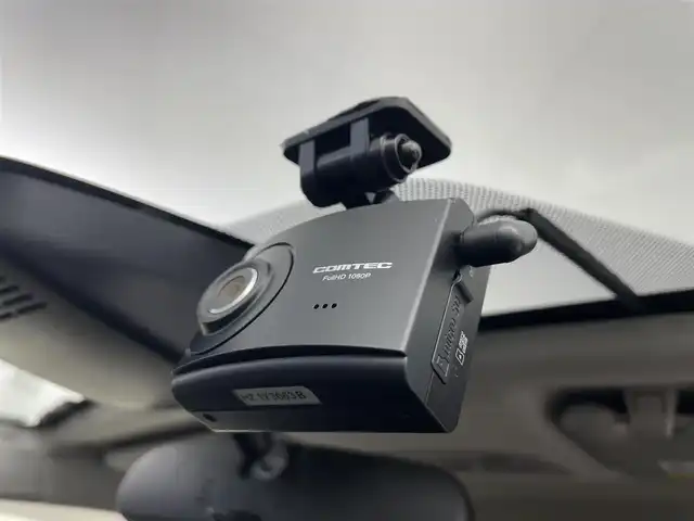トヨタ シエンタ G クエロ 埼玉県 2019(平31)年 5万km ブラックマイカ 禁煙車　純正ナビ　ＣＤ　ＤＶＤ　ＢＴ　後席モニター　全方位カメラ　ＬＥＤヘッドライト　衝突被害軽減　両側電動　ＥＴＣ　ドライブレコーダー　レーンアシスト　オートハイビーム　USB入力端子　