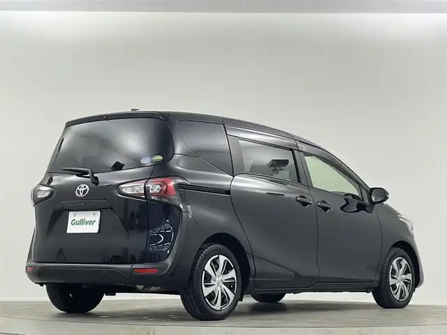 トヨタ シエンタ G クエロ 埼玉県 2019(平31)年 5万km ブラックマイカ 禁煙車　純正ナビ　ＣＤ　ＤＶＤ　ＢＴ　後席モニター　全方位カメラ　ＬＥＤヘッドライト　衝突被害軽減　両側電動　ＥＴＣ　ドライブレコーダー　レーンアシスト　オートハイビーム　USB入力端子　