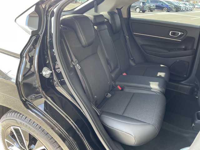 ホンダ ヴェゼル ハイブリッド e:HEV Z 愛知県 2025(令7)年 0.1千km クリスタルブラックパール 登録済未使用車/純正9型ディスプレイオーディオナビ/レーダークルーズコントロール/シートヒーター/バックカメラ/電動リアゲート/コーナーセンサー/純正アルミホイール/ETC2.0/ブラインドスポットモニター/LEDヘッドライト/パドルシフト/ステアリングヒーター/オートマチックハイビーム/ワイヤレス充電機/衝突軽減システム/フルセグ/Bluetooth/ステアリングスイッチ/スマートキー/プッシュスタート