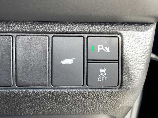 ホンダ ヴェゼル ハイブリッド e:HEV Z 愛知県 2025(令7)年 0.1千km クリスタルブラックパール 登録済未使用車/純正9型ディスプレイオーディオナビ/レーダークルーズコントロール/シートヒーター/バックカメラ/電動リアゲート/コーナーセンサー/純正アルミホイール/ETC2.0/ブラインドスポットモニター/LEDヘッドライト/パドルシフト/ステアリングヒーター/オートマチックハイビーム/ワイヤレス充電機/衝突軽減システム/フルセグ/Bluetooth/ステアリングスイッチ/スマートキー/プッシュスタート