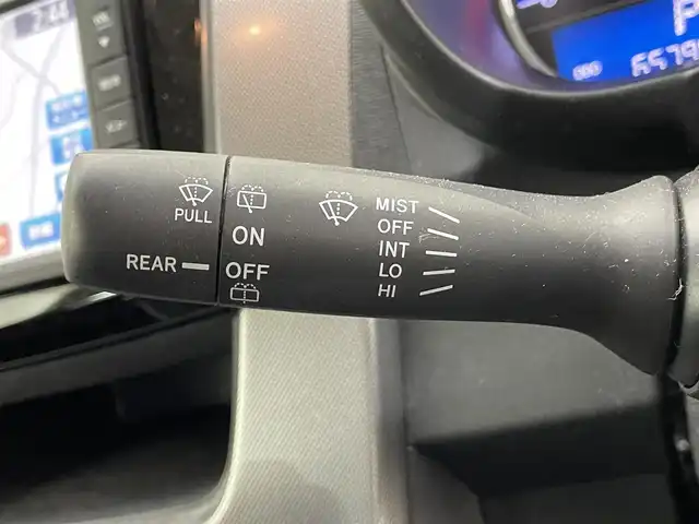 ダイハツ ムーヴ カスタム X LTD SA 滋賀県 2013(平25)年 6.6万km パールホワイトⅢ 純正ナビ/【CD/USB/フルセグTV】/バックカメラ/ETC/衝突被害軽減システム/オートライト/スマートキー/オートエアコン/純正14インチアルミホイール/純正フロアマット/アイドリングストップ