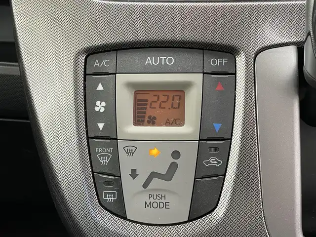 ダイハツ ムーヴ カスタム X LTD SA 滋賀県 2013(平25)年 6.6万km パールホワイトⅢ 純正ナビ/【CD/USB/フルセグTV】/バックカメラ/ETC/衝突被害軽減システム/オートライト/スマートキー/オートエアコン/純正14インチアルミホイール/純正フロアマット/アイドリングストップ