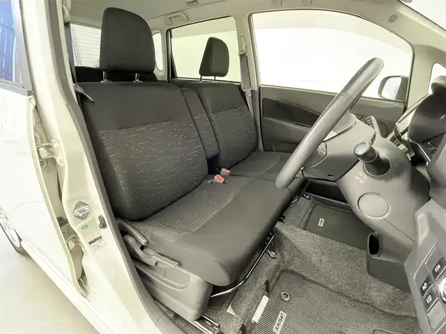 ダイハツ ムーヴ カスタム X LTD SA 滋賀県 2013(平25)年 6.6万km パールホワイトⅢ 純正ナビ/【CD/USB/フルセグTV】/バックカメラ/ETC/衝突被害軽減システム/オートライト/スマートキー/オートエアコン/純正14インチアルミホイール/純正フロアマット/アイドリングストップ