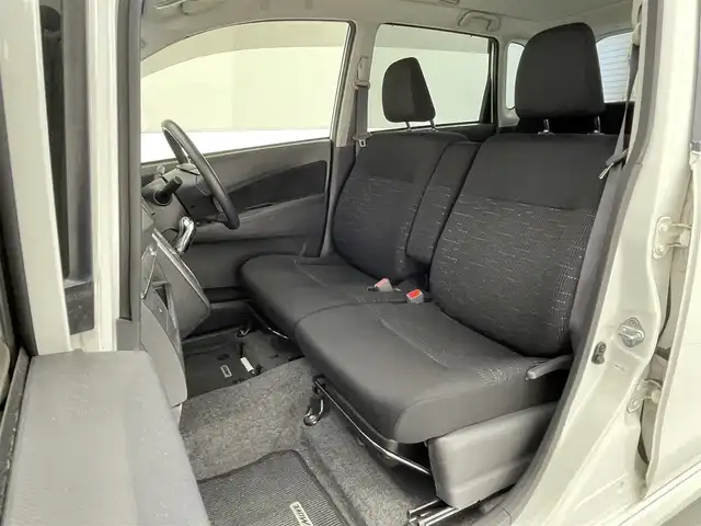 ダイハツ ムーヴ カスタム X LTD SA 滋賀県 2013(平25)年 6.6万km パールホワイトⅢ 純正ナビ/【CD/USB/フルセグTV】/バックカメラ/ETC/衝突被害軽減システム/オートライト/スマートキー/オートエアコン/純正14インチアルミホイール/純正フロアマット/アイドリングストップ