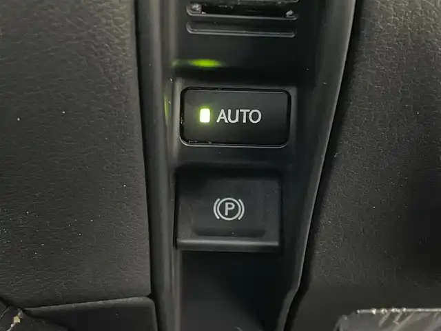 レクサス ＧＳ 200t Iパッケージ 埼玉県 2017(平29)年 2.8万km グラファイトブラックガラスフレーク 黒レザーシート/メーカーナビ/(CD/DVD/Bluetooth/USB/AUX/音楽録音/フルセグ)/バックカメラ/レーダークルーズコントロール/シートベンチレーション/パワーシート/ステアリングヒーター/プリクラッシュセーフティ/ビルトインETC2.0/オートLEDライト/オートハイビーム/オートブレーキホールド/BSM（ブラインドスポットモニタリング）/純正１８インチアルミホイール