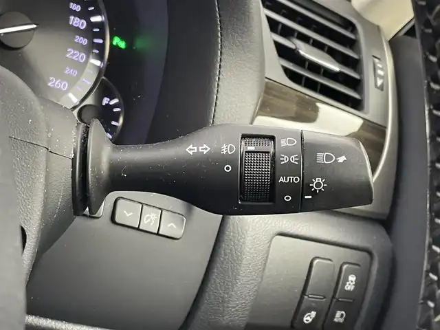 レクサス ＧＳ 200t Iパッケージ 埼玉県 2017(平29)年 2.8万km グラファイトブラックガラスフレーク 黒レザーシート/メーカーナビ/(CD/DVD/Bluetooth/USB/AUX/音楽録音/フルセグ)/バックカメラ/レーダークルーズコントロール/シートベンチレーション/パワーシート/ステアリングヒーター/プリクラッシュセーフティ/ビルトインETC2.0/オートLEDライト/オートハイビーム/オートブレーキホールド/BSM（ブラインドスポットモニタリング）/純正１８インチアルミホイール