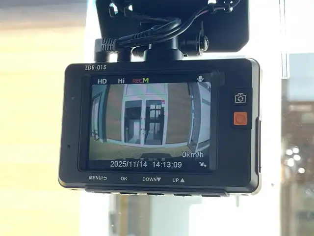 ホンダ Ｎ ＢＯＸ カスタム G L ターボ ホンダセンシング 宮崎県 2017(平29)年 9.9万km クリスタルブラックパール ナビ【CN-RE03D】/（CD・DVD・フルセグ・BT・USB）/レーダークルーズコントロール/ETC/バックカメラ/ドライブレコーダー/両側パワースライドドア/衝突軽減ブレーキ/レーンキープアシスト/横滑り防止/フロアマット/純正１５インチAW/オートライト/LEDヘッドライト/フォグライト/スマートキー/プッシュスタート/スペアキー1本