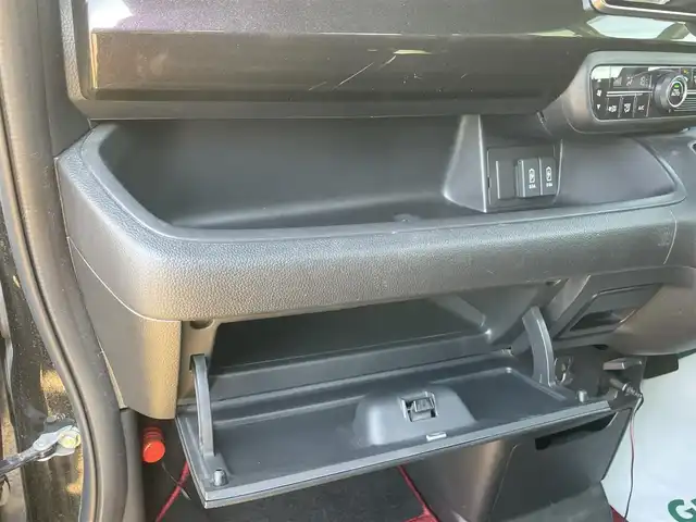 ホンダ Ｎ ＢＯＸ カスタム G L ターボ ホンダセンシング 宮崎県 2017(平29)年 9.9万km クリスタルブラックパール ナビ【CN-RE03D】/（CD・DVD・フルセグ・BT・USB）/レーダークルーズコントロール/ETC/バックカメラ/ドライブレコーダー/両側パワースライドドア/衝突軽減ブレーキ/レーンキープアシスト/横滑り防止/フロアマット/純正１５インチAW/オートライト/LEDヘッドライト/フォグライト/スマートキー/プッシュスタート/スペアキー1本