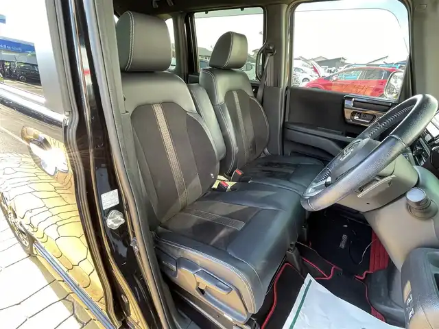 ホンダ Ｎ ＢＯＸ カスタム G L ターボ ホンダセンシング 宮崎県 2017(平29)年 9.9万km クリスタルブラックパール ナビ【CN-RE03D】/（CD・DVD・フルセグ・BT・USB）/レーダークルーズコントロール/ETC/バックカメラ/ドライブレコーダー/両側パワースライドドア/衝突軽減ブレーキ/レーンキープアシスト/横滑り防止/フロアマット/純正１５インチAW/オートライト/LEDヘッドライト/フォグライト/スマートキー/プッシュスタート/スペアキー1本