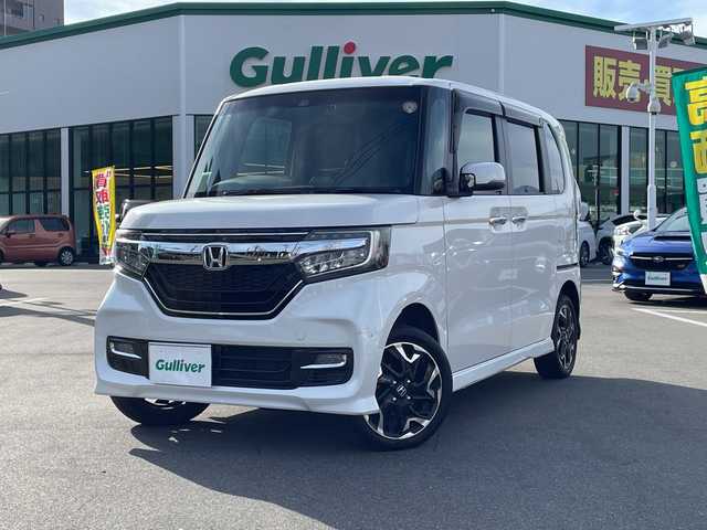ホンダ Ｎ ＢＯＸ カスタム G EX ターボ ホンダセンシング 長野県 2018(平30)年 4.5万km プラチナホワイトパール 禁煙車/純正8インチナビ【VXU-185NBi】/（CD/DVD/フルセグTV/Bluetooth）/ホンダセンシング/・衝突軽減ブレーキ/・誤発進抑制機能/・後方誤発進抑制機能/・歩行者事故低減ステアリング/・オートハイビーム/・標識認識機能/・路外逸脱抑制機能/・先行車発進お知らせ機能/・アダプティブクルーズコントロール/バックカメラ/ビルトインETC/シートヒーター（D・N席）/ドライブレコーダー/両側パワースライドドア/オートエアコン（イオン）/革巻きステアリング/パドルシフト/ステアリングスイッチ/LEDヘッドライト/フォグランプ/オートライト/スマートキー/Pスタート/電動格納ミラー/純正15インチAW/純正フロアマット